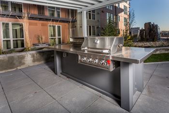 Community Grilling Station at The Henry, Tacoma, 98402